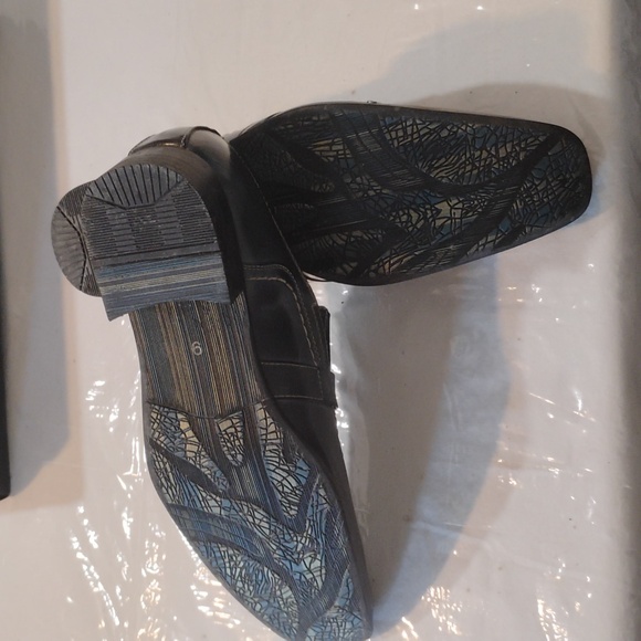 Men's Miko Lotti Slip Ons - Picture 3 of 3